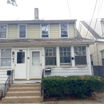 927 Lyndale Ave, Trenton, NJ 08629