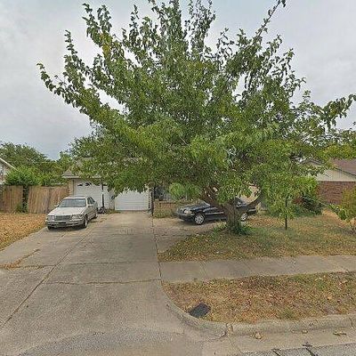 813 Opal St, Saginaw, TX 76179