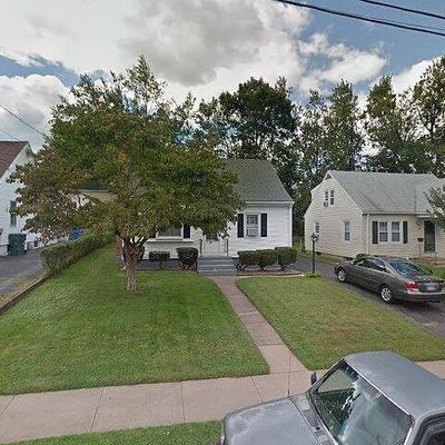 82 Branford St, Manchester, CT 06040