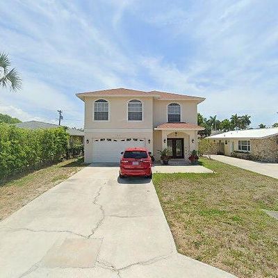 834 105 Th Ave N, Naples, FL 34108