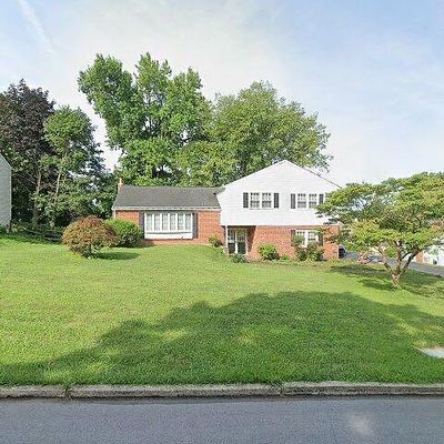 840 Easter Dr, West Chester, PA 19382