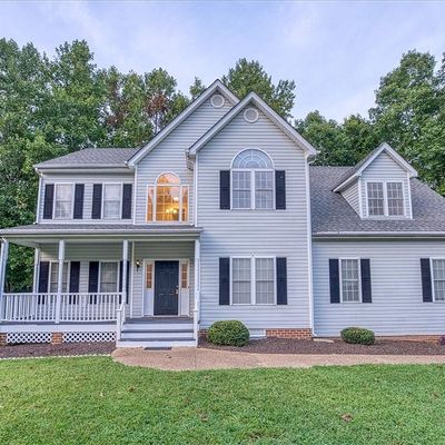 8506 Erika Hill Dr, Midlothian, VA 23112