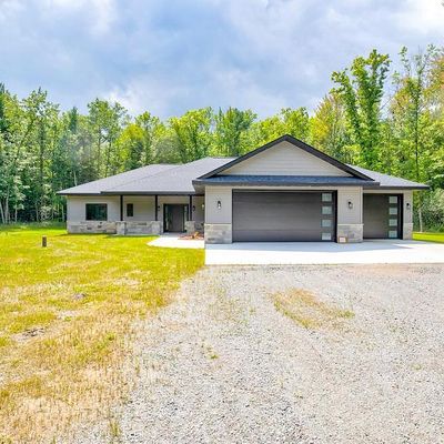 W1441 Rolling Hills Lane, Peshtigo, WI 54143