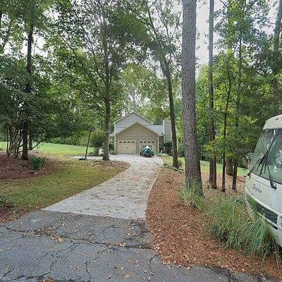 101 Fawn Ln, Greenwood, SC 29646