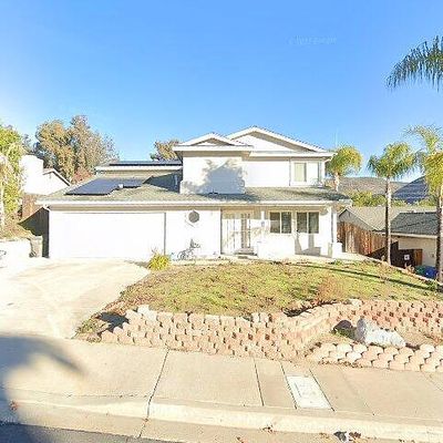 10102 Wycliffe St, Santee, CA 92071