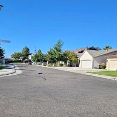 9690 Sea Cliff Ct, Elk Grove, CA 95758