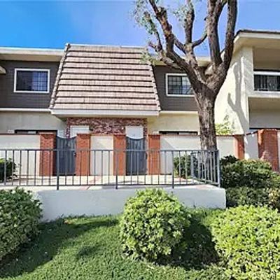 Fulcher Av, Los Angeles, CA 90038