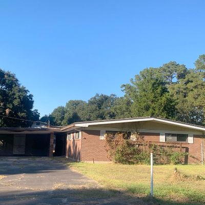 1101 Cherry St, Mamou, LA 70554