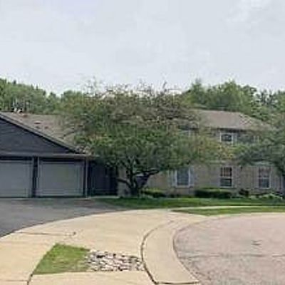 1109 Yorkshire Ct, Elgin, IL 60120