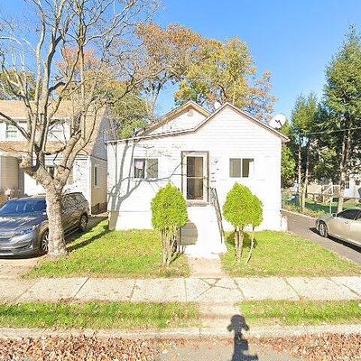 112 Warwick St, Iselin, NJ 08830