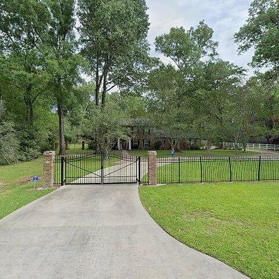 1121 Rollins Rd, Zachary, LA 70791