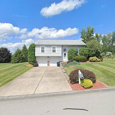 1131 Aerie Dr, Irwin, PA 15642