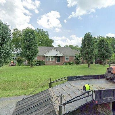 1139 Kent St, Lawrenceburg, TN 38464