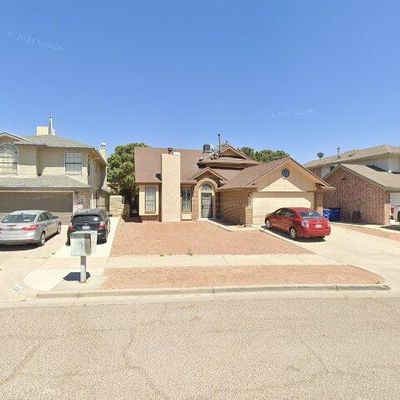 11508 Caballo Lake Dr, El Paso, TX 79936