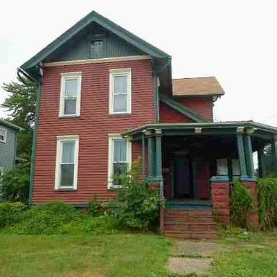 116 S Chestnut St, Jefferson, OH 44047