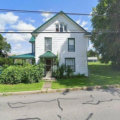 117 S Main St, Pleasant Gap, PA 16823