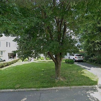 102 Palmer Ln, Ewing, NJ 08618