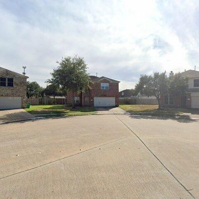 102 Village Crest Dr, Richmond, TX 77469