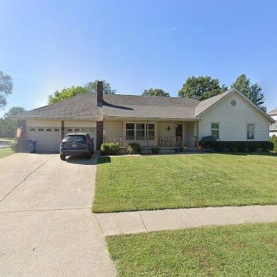 1024 Se Dover Dr, Lees Summit, MO 64081