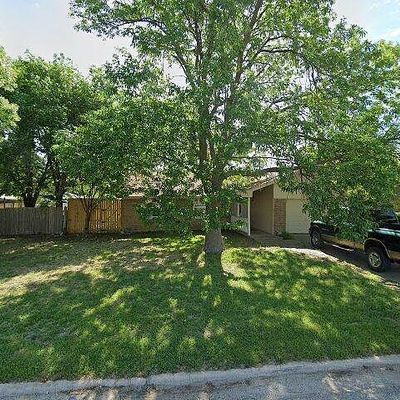 104 Southmeadow Dr, Sanger, TX 76266