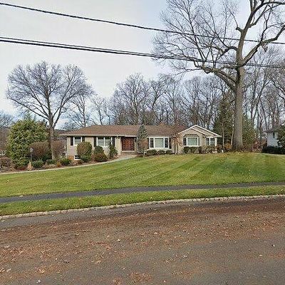 1050 Wyandotte Trl, Westfield, NJ 07090