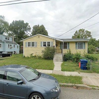 108 E Maiden Ln, Somerdale, NJ 08083