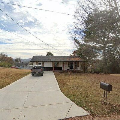 10801 Dogwood Rd, Knoxville, TN 37931