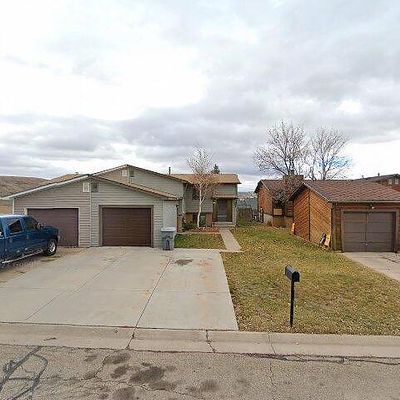 124 Sandstone Dr, Evanston, WY 82930