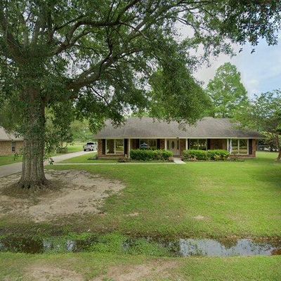 12420 Partridgewood Dr, Baker, LA 70714