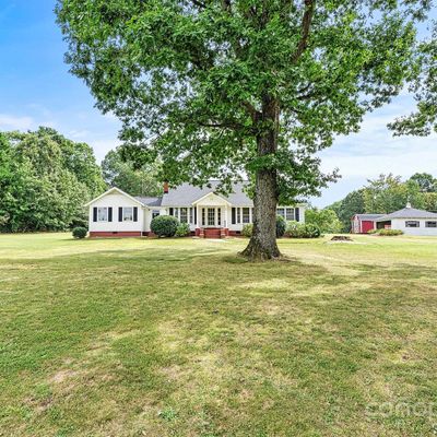 128 10th Street, Hildebran, NC 28637