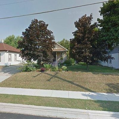 132 Washington St, Brillion, WI 54110