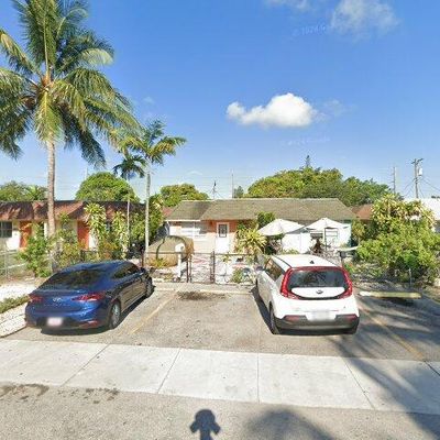 1327 Nw 8 Th Ave #B, Fort Lauderdale, FL 33311