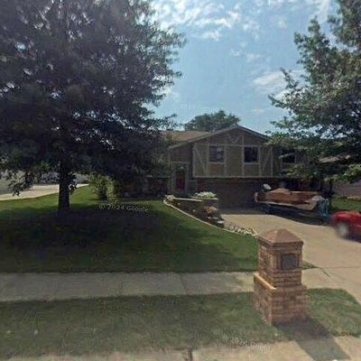 13523 Schirra St, Omaha, NE 68138