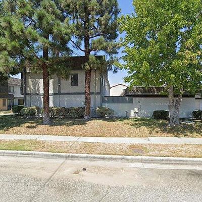 11743 207 Th St, Lakewood, CA 90715