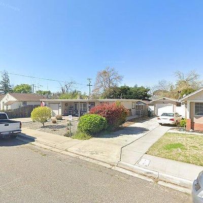 118 Blankenship Ave, Oakdale, CA 95361