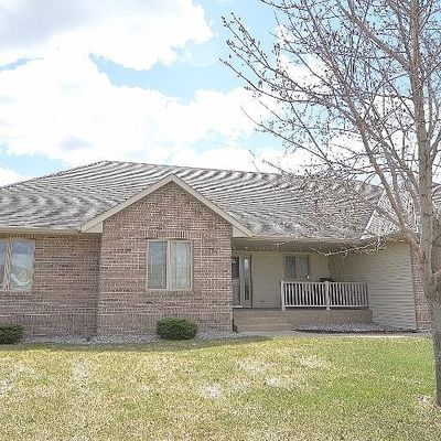 12 Sun Cir, Saint Cloud, MN 56301