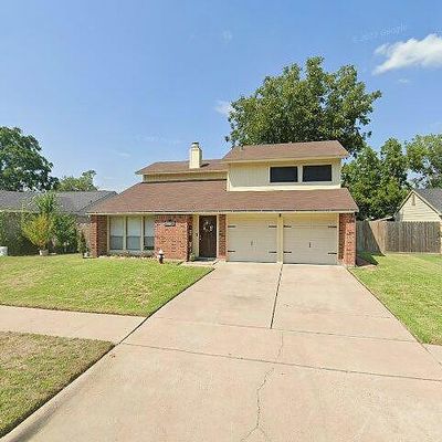 12126 Barrett Brae Dr, Houston, TX 77072