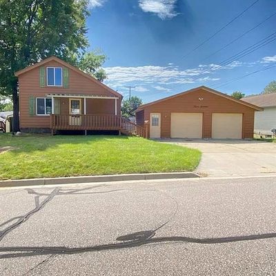 1217 State St, Lapeer, MI 48446