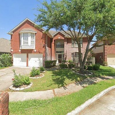 12211 Meadow Park Ct, Meadows Place, TX 77477