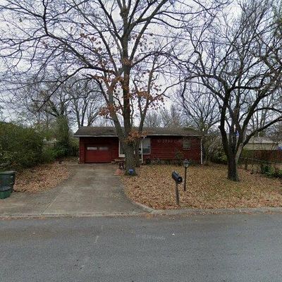 1228 S West Ave, Fayetteville, AR 72701