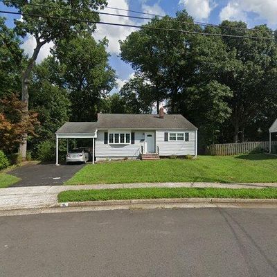 15 Nancy Cir, Edison, NJ 08817