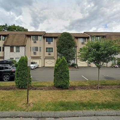 15 Radio Pl, Stamford, CT 06906