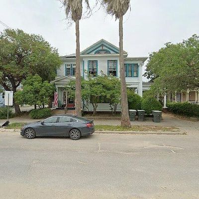 1502 23 Rd St, Galveston, TX 77550