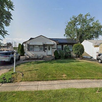 152 Hillside Ave, Woodbridge, NJ 07095