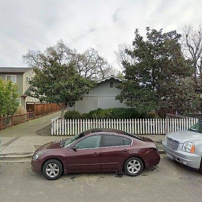 1540 Wright St, Santa Rosa, CA 95404