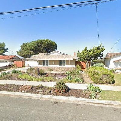 1562 Watwood Rd, Lemon Grove, CA 91945