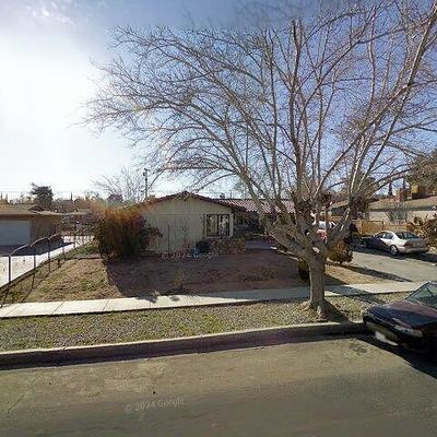 15668 Inyo St, Victorville, CA 92395