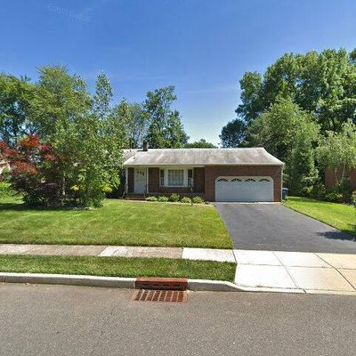 1590 Miriam Dr, North Brunswick, NJ 08902