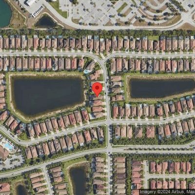 13905 Luna Dr, Naples, FL 34109