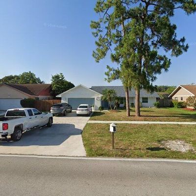 13910 Paddock Dr, Wellington, FL 33414